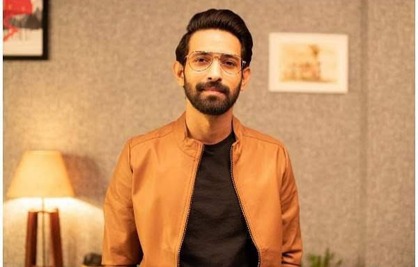  Gaslight Actor Vikrant Massey’s Pursuit Of Unconventional Roles!-TeluguStop.com