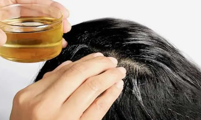  This Magical Oil Helps To Remove Dandruff And Makes Hair Thicker!, Magical Oil,-TeluguStop.com