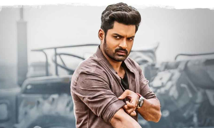 Kalyan Ram Shocking Decision Details Here Goes Viral In Social Media,kalyan Ram, Kalyan Ram Shocking Decision Details Here Goes Viral In Social Media,kalyan Ram,-TeluguStop.com