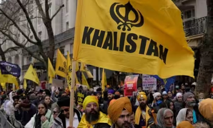  Khalistan Supporters Protest At Times Square In New York  ,  New York, Khalistan-TeluguStop.com