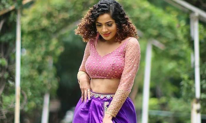 Telugu Jewelery, Kartikadeepam, Monita, Shobha Shetty-Movie Telugu Jewelery, Kartikadeepam, Monita, Shobha Shetty-Movie