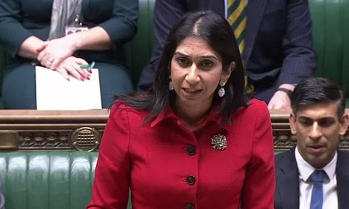  New Crackdown On Illegal Immigrants Uk Home Minister's New Bill, Indian-origin,-TeluguStop.com