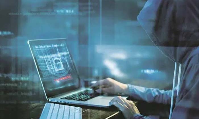  Be Alert To Cyber Criminals ,ncrp Portal ,police Station , Rajanna Sirisilla Dis-TeluguStop.com