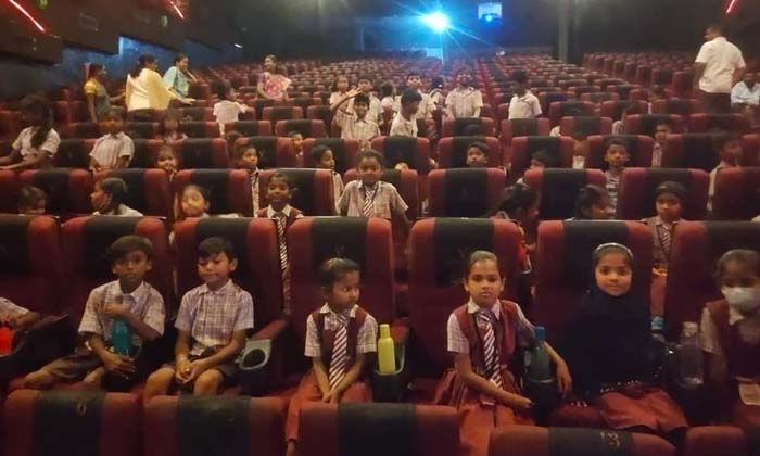  School Kids Can Watch Sir Movie For Free ,school Kids,sir Movie,vimal Theatre, R-TeluguStop.com