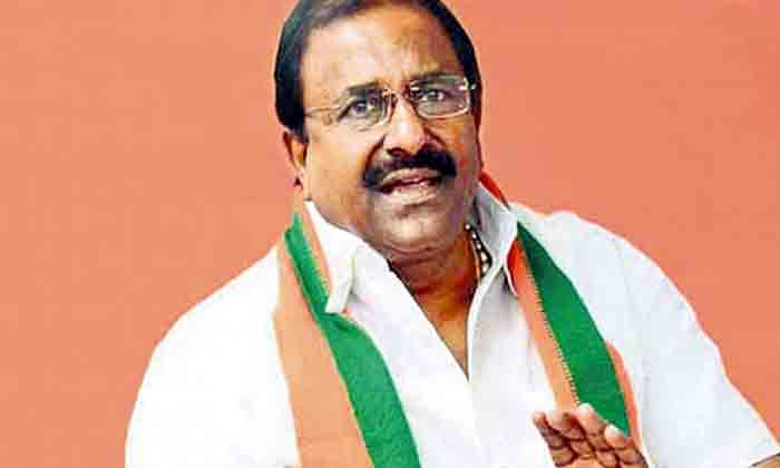  Somu Veerraju Condemned Stone Pelting On Bjp Leader's Car , Bjp, Ysrcp, Somu Vee-TeluguStop.com