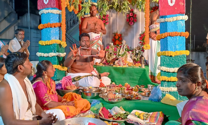  Sri Chennakeshava Swamy Kalyanam In Pillalamarri,sri Chennakeshava Swamy Kalyana-TeluguStop.com