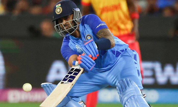  Surya Kumar Yadav Doing Well In T20s. Flop In Odis  , Surya Kumar Yadav , T20s ,-TeluguStop.com