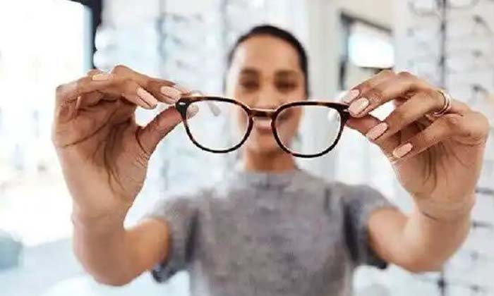  These Are The Ayurvedic Tips That Naturally Improve Eye Sight ,ayurvedic Tips ,-TeluguStop.com