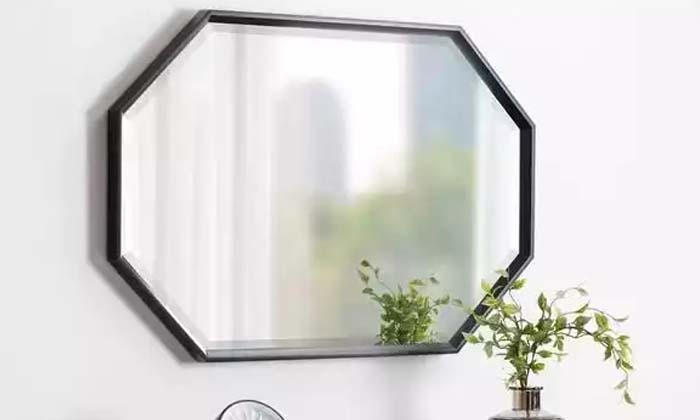  If You Place A Mirror In The Right Direction At Home, The Income Will Double ,-TeluguStop.com