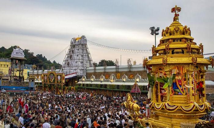  What Is The Income Of Srivari Hundi In Tirumala Shrine On Thursday , Tirumala ,-TeluguStop.com