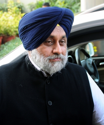  Aap Govt Played Fraud By Fudging Figures In Budget: Sukhbir Badal-TeluguStop.com