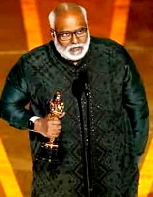  Adept In Multiple Languages, Keeravani's Malayalam Connection Ended In 1996-TeluguStop.com