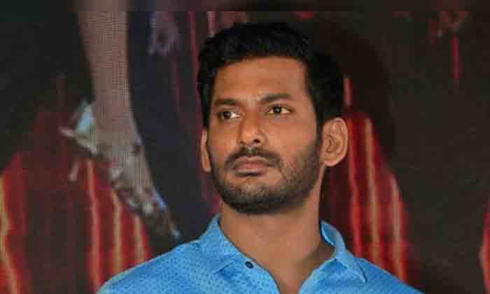  Akshay Kumar Injured Sets Bade Miyan Chote Miyan Scotland-TeluguStop.com