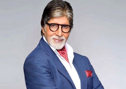  Popular Bollywood Actor Amitabh Bachchan Injured-TeluguStop.com