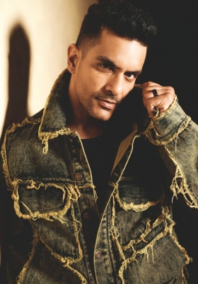  Angad Bedi Will Soon Make His Southern Film Debut With Nani-TeluguStop.com