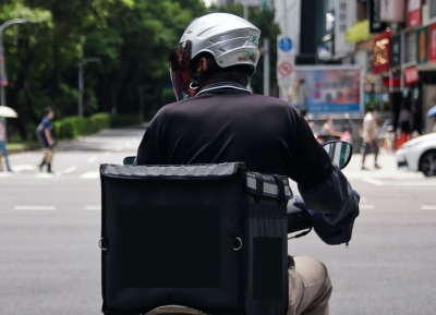  As Delivery Staff Stress Levels Reach Worrying Highs, Food Delivery Apps Start A-TeluguStop.com