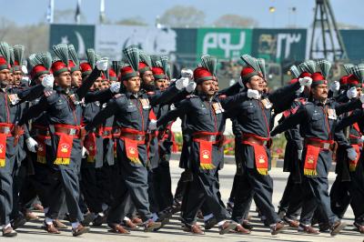  Austerity Measures Hit Pakistan Day As Military Parade Scaled Back-TeluguStop.com