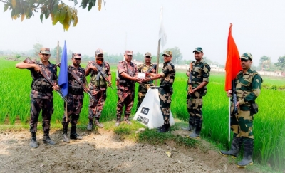  Bangladesh Independence Day Celebrated In Assam, Tripura-TeluguStop.com