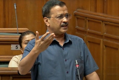  'bunch Of Illiterate People From Top To Bottom': Kejriwal On Delhi Budget Row-TeluguStop.com