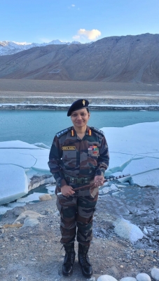  Col Geeta Rana Becomes 1st Woman Officer To Command Eme Unit Near China Border-TeluguStop.com