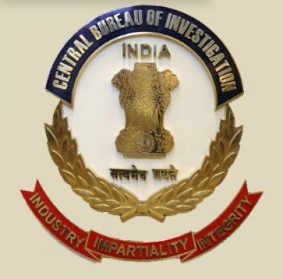  Crpf Commandant Booked By Cbi In Corruption Case-TeluguStop.com