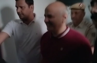  Ed Grills Sisodia For Second Consecutive Day-TeluguStop.com