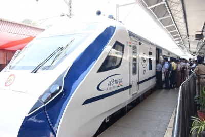  First Vande Bharat Train Of Rajasthan Reaching Jaipur By March End-TeluguStop.com