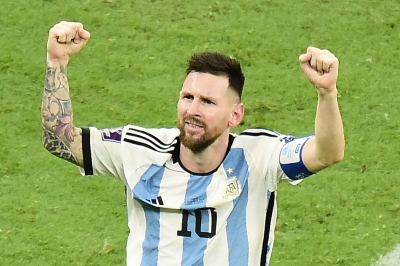  Football: World Cup Hero Messi 'grateful' To Argentine Fans After Homecoming Cel-TeluguStop.com