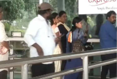  Chaos At Gannavaram Airport In Krishna District-TeluguStop.com