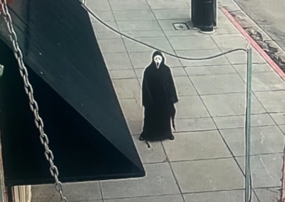  Ghostface Sightings On Streets Orchestrated By 'scream Vi' Team Prompt 911 Calls-TeluguStop.com