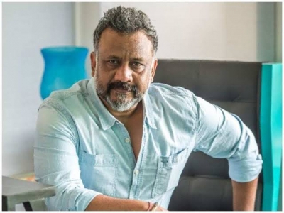  Here Is Why Anubhav Sinha Shot 'bheed' In Black And White-TeluguStop.com