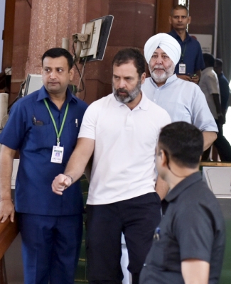 I Am Fighting For India's Voice, Ready To Pay Any Price: Rahul Gandhi I Am Fighting For India's Voice, Ready To Pay Any Price: Rahul Gandhi-TeluguStop.com