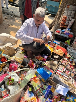 Illegal Cigarettes Seized In Chandigarh, Panchkula Illegal Cigarettes Seized In Chandigarh, Panchkula-TeluguStop.com