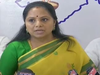  Political Heat With Mlc Kavitha Ed Investigation-TeluguStop.com