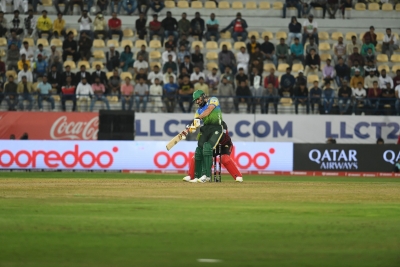  Llc Masters: Misbah, Afridi, Razzak Star In Asia Lions' 35-run Win Over World Gi-TeluguStop.com