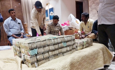 Lokayukta Forms Special Teams To Arrest K'taka Bjp Mla In Bribery Case Lokayukta Forms Special Teams To Arrest K'taka Bjp Mla In Bribery Case-TeluguStop.com