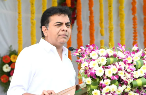  Minister Ktr Fire On The Center Once Again-TeluguStop.com