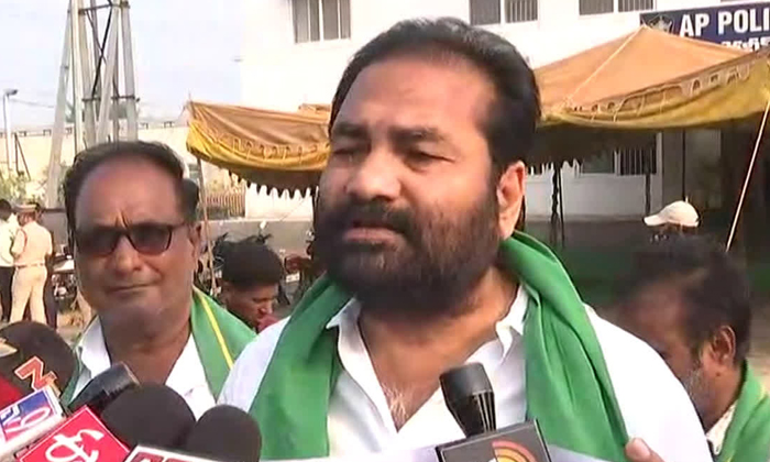 Telugu Jagan, Kotamsridhar, Mlakotam, Mock Assembly, Nellore, Ycp Rebel Mla-Pres