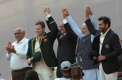  Modi, His Australian Counterpart Watch Cricket Match In Ahmedabad-TeluguStop.com