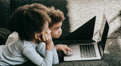  More Outdoor Play May Cut Negative Effects Of Screen Time In Kids-TeluguStop.com