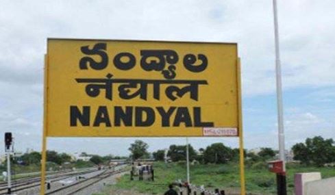  Tension In Mallampally Of Nandyala District-TeluguStop.com