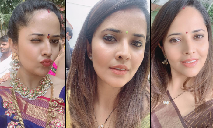  Netizens Comments On Anasuya Saree Look Pic Viral-TeluguStop.com