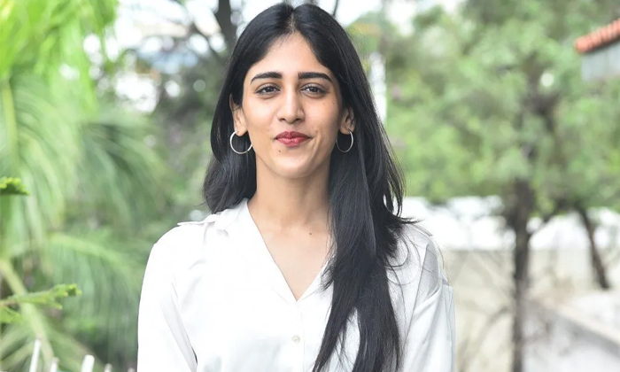  Netizens Trolling Actress Chandini Chowdary Slim Look Pics Viral-TeluguStop.com