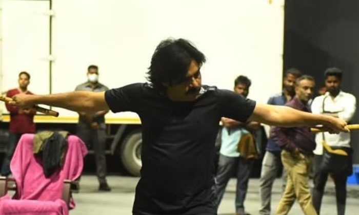 Telugu Chiranjeevi, Harihara, Johnny, Karate, Pawan Kalyan, Tollywood-Latest New