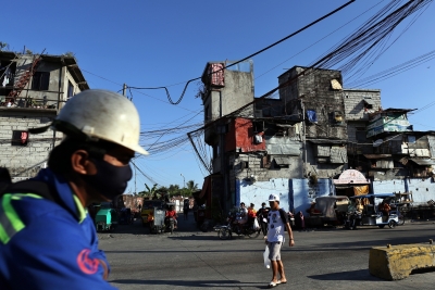  Philippine Central Bank Hikes Interest Rate To Tame Inflation-TeluguStop.com