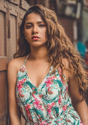  Pooja Dey Talks About Being Typecast In Entertainment Industry-TeluguStop.com