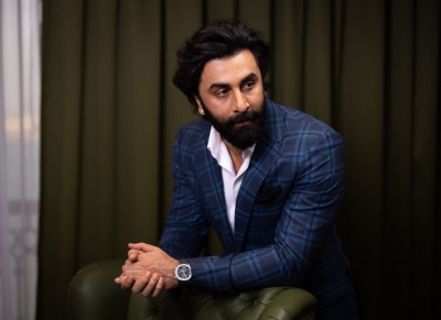Ranbir Kapoor: 'i Have Never Felt That I'm Better Or Worse Than Anybody' Ranbir Kapoor: 'i Have Never Felt That I'm Better Or Worse Than Anybody'-TeluguStop.com