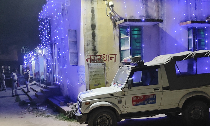 Rifle Theft From Bihar Chapra City Police Station Details, Rifle Theft ,bihar ,c Rifle Theft From Bihar Chapra City Police Station Details, Rifle Theft ,bihar ,c-TeluguStop.com