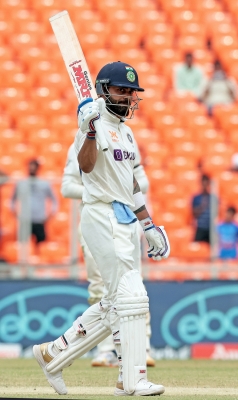  Scoring Century In Ahmedabad Gave Me A Sense Of Calmness: Kohli Opens Up To Ab D-TeluguStop.com