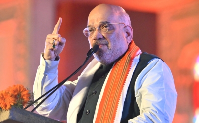  Security Breach During Shah's K'taka Visit, Two Students Held-TeluguStop.com